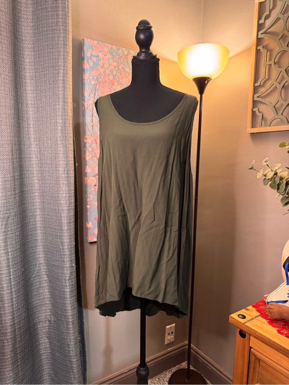 Boutique Plus Olive Green Scoop Neck Tank Tunic - Women's